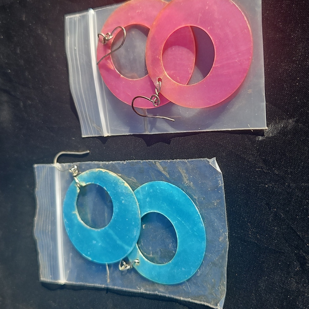 2 Sets Shell Earrings! Vibrant Blue & Pink Circle Earrings